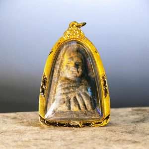 Tok Raja (Phim Anak Angkat) with Italy Gold Casing